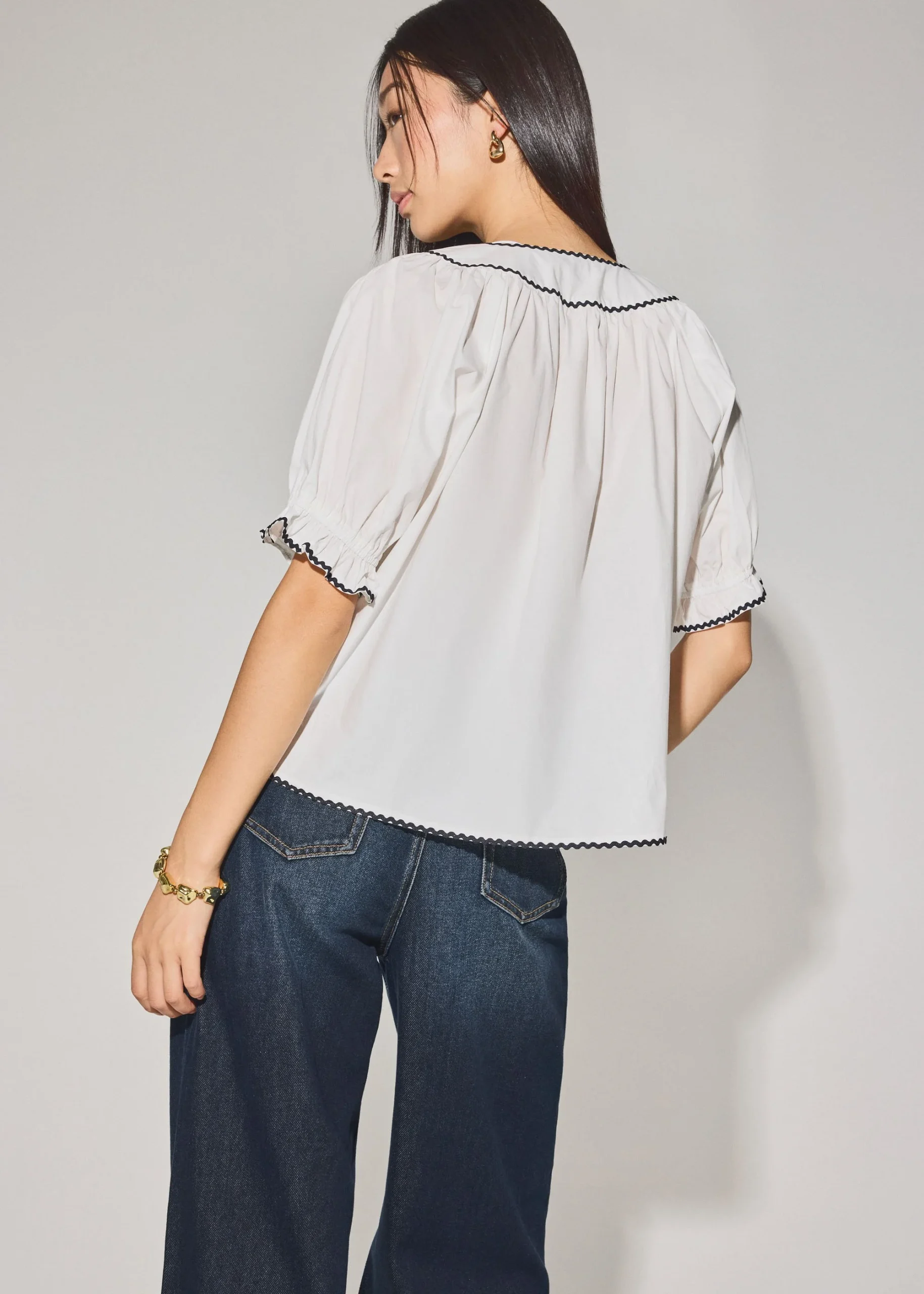 Relaxed Cotton Scallop Trim Puff Sleeve Blouse - Image 3