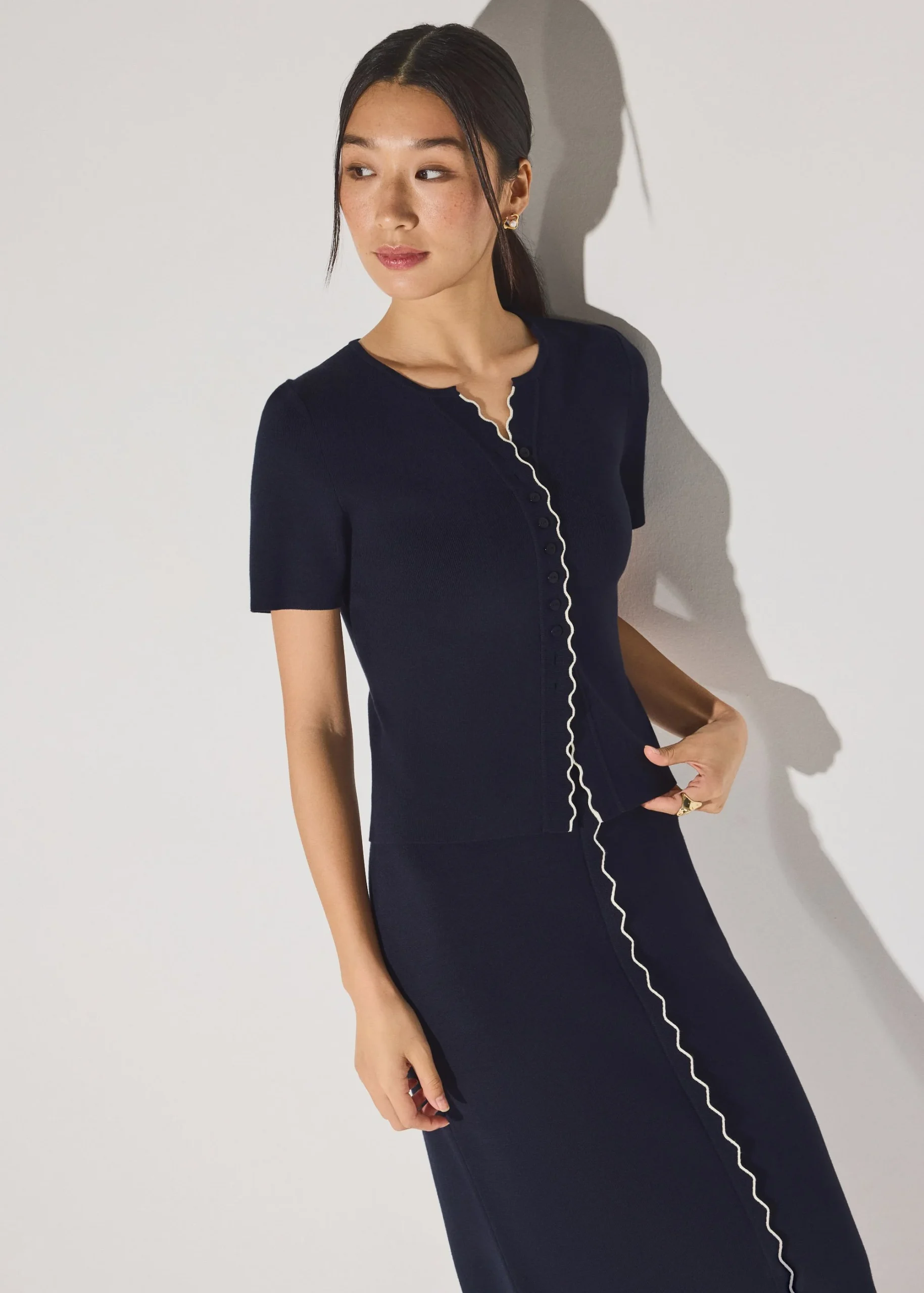 Knit Scallop Edge Column Midi Skirt - Image 3